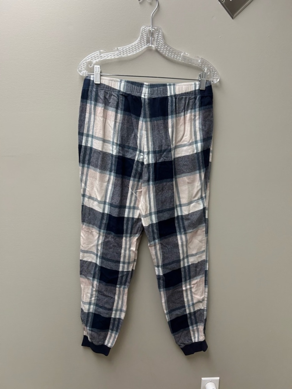 Reitmans Women’s “WinterLand” Long Sleeve Pyjama Set (Plaid Pants & Graphic Top) - Picture 5 of 7